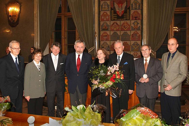 Prezydent Miasta Krakowa Jacek Majchrowski wręczył Nagrody Stołecznego Królewskiego Miasta Krakowa najwybitniejszym artystom, lu