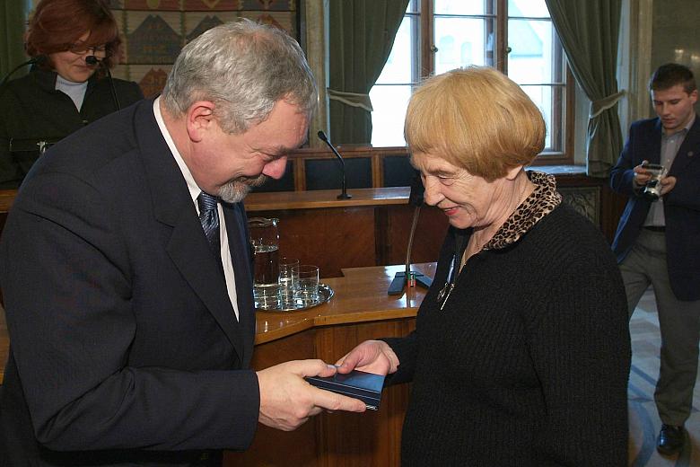 Odznaczeni przewodnicy zostali wyróżnieni za długoletnią pracę na rzecz rozwoju turystyki 
w Krakowie. 