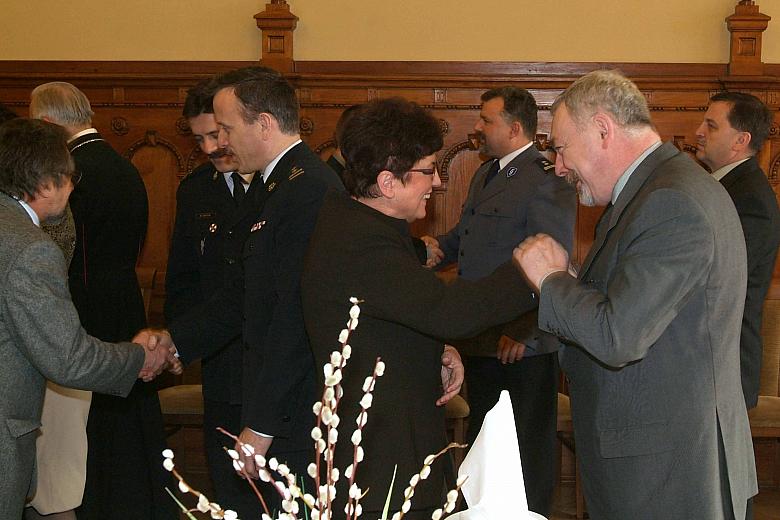 W świątecznym spotkaniu uczestniczyli również przedstawiciele Policji i Państwowej Straży Pożarnej w Krakowie.