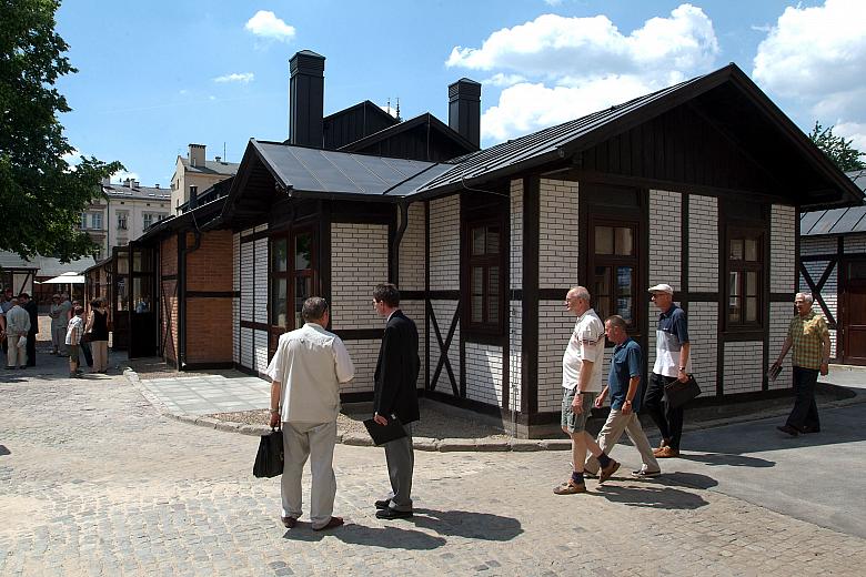 
Pochodząca z XIX wieku hala przy ulicy św. Wawrzyńca zaczęła pełnić nową funcję. 