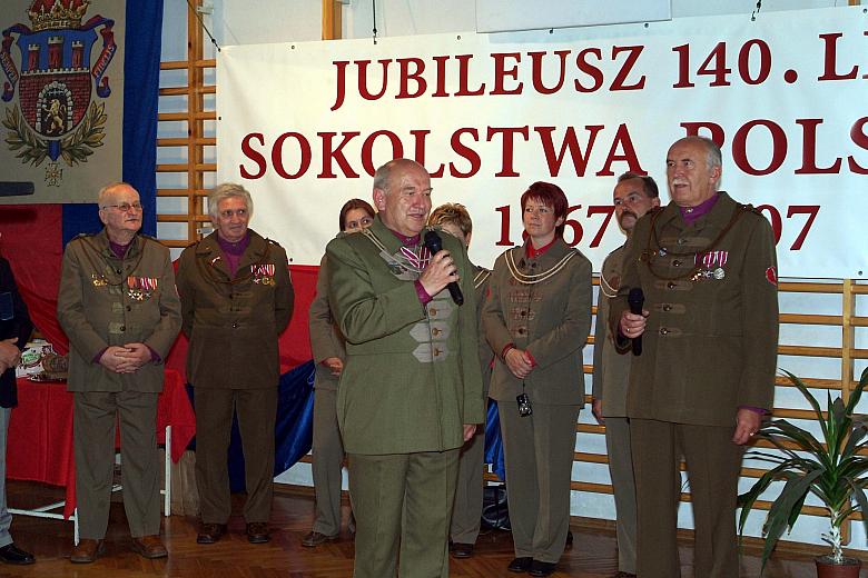 Uroczystość otworzył Konrad Firlej znany działacz sportowy, który od roku 1989 pełni funkcję prezesa krakowskiego "Sokoła