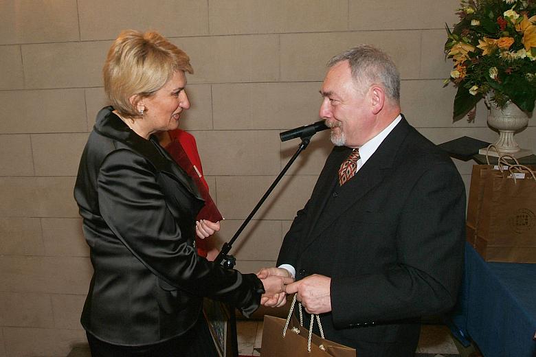 Kijów reprezentowała pani Ludmiła W. Denisiuk, Wicemer. 
