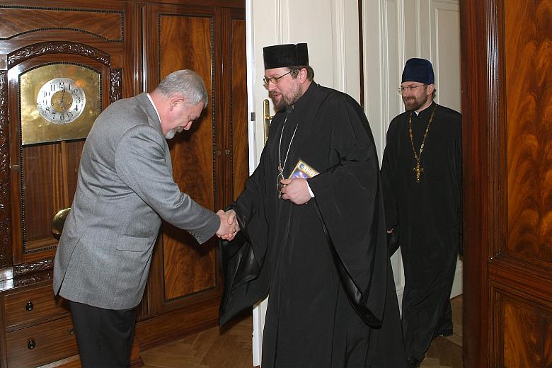 Prezydent Miasta Krakowa profesor Jacek Majchrowski  przyjął przebywającego w Krakowie księdza biskupa Paisjusza.