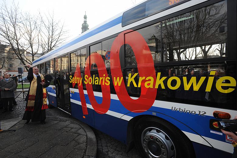 Niskopodłogowe autobusy "Solaris" zastąpiły w Krakowie wysłużone Ikarusy i Jelcze.