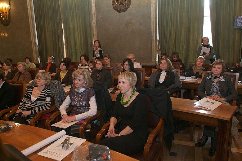 Wykładu wysłuchali krakowscy pedagodzy oraz osoby zaangażowane w kampanię "Cała Polska czyta dzieciom".