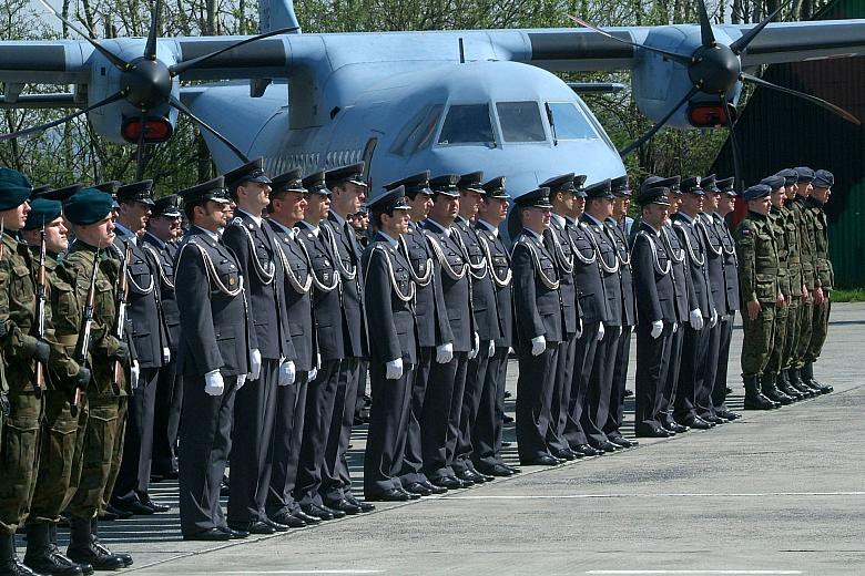 Uroczystość odbyła się na terenie lotniska wojskowego w Balicach. 
