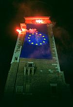 O północy na wieży Ratuszowej zawisła flaga Unii Europejskiej...