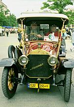 "Krak 2004" - wystawa i konkurs starych samochodów