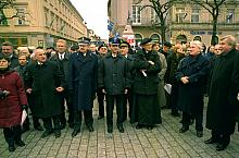 W uroczystości uczestniczyli m. in. przedstawiciele władz Krakowa i kościelnych, Policji i Miejskiej Straży Pożarnej.