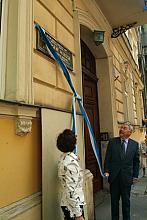 Uroczystego odsłonięcia tablicy dokonał Prezydent Miasta Krakowa Jacek Majchrowski.