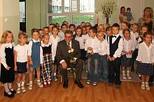 Pamiątkowe zdjęcie przedszkolaków z Prezydentem.