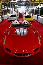 Ferrari Rossa - model stworzony przez pracownię Pininfarina 
w roku 2000.