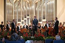 W Filharmonii im. Karola Szymanowskiego wystąpiła Sinfonietta Cracovia pod dyrekcą Grzegorza Nowaka.