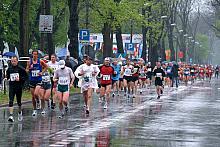 Wszyscy uczestniczący w VI Cracovia Maraton odnieśli zwycięstwo nad własną słabością i zwątpieniem.