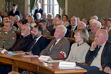 Wśród licznych gości nie zabrakło krakowskich parlamentarzystów. Na zdjęciu posłanka Barbara Bubula i senator Piotr Boroń. To wł
