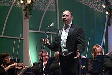 Śpiewał także Roman Witoszyński.