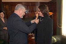Prezydent Majchrowski uhonorował swojego gościa Odznaką "Honoris gratia".