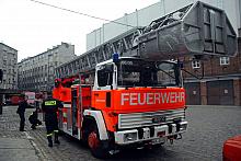 Krakowska Straż Pożarna wzbogacona o nowy sprzęt pożarniczy
