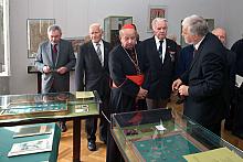 Następnie przybyłych na uroczystość gości zaproszono do zwiedzenia Muzeum.