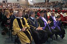 Powszechną uwagę przyciągali, ubrani w wspaniałe togi, przybyli na uroczystość, rektorzy zagranicznych uczelni.  