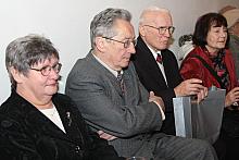 W uroczystości uczestniczyli również: Teresa Klisiewicz-Panszczyk, red. Krzysztof Kozłowski oraz prezes KIKu myślenickiego dr Bo
