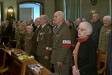 ... a uczestnicy uroczystości odśpiewali - razem z Chórem Cecyliańskim - Hymn Armii Krajowej.