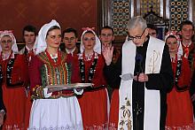 Opłatki pobłogosławił ksiądz kardynał Franciszek Macharski.