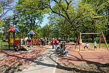 Dziś - podobnie jak w czasach doktora Henryka Jordana - park służy naprawdę zdrowiu i kondycji krakowskich dzieci i krakowskiej 