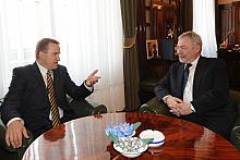 Prezydent Miasta Krakowa, Jacek Majchrowski przyjął w swoim gabinecie Ambasadora Ukrainy w Polsce, Olexandra Motsyka.