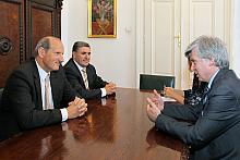 Ambasador Republiki Chorwacji w Polsce, Ivan Del Vechio złożył wizytę w Krakowie.
Dostojnego gościa przyjął Zastępca Prezydenta