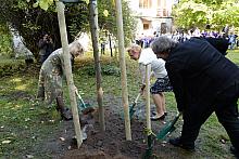 Uroczystość sadzenia Drzewa Memoriałowego  w Parku Duchackim z okazji 650-lecia Woli Duchackiej
