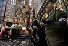 Uroczysta msza św. w Bazylice Mariackiej w intencji Ojczyzny i żołnierzy poległych za Jej wolność