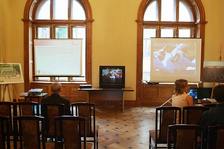 W magistracie można było zobaczyć prezentacje inwestycji związanych 
z poprawą układu komunikacyjnego 
w Krakowie oraz wybrany