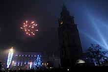 Nowy, 2010 rok Kraków przywitał feerią świateł i barw.