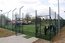 Przy krakowskiej Szkole Podstawowej nr 129 powstał trzeci w kolejności,  nowoczesny kompleks boisk sportowych  wybudowany w rama