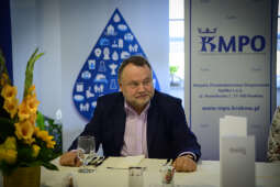 21.jpg-VIII Gala MDT