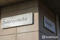bs_201216_3230.jpg-System Identyfikacji Wizualnej, tablice, SIM, tablice informacyjne po nowemu