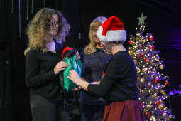 bs-grudnia 11, 2021-033a8508.jpg-Mikołajki dla uczestników projektu „Mecenas Dziecięcych Talentów”