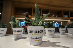 bs_220111_3642.jpg-Centrum Rozwoju Technologii Amazon