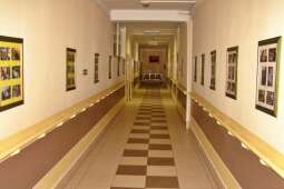 19-s5h901odmyuy87i9.jpg-Korytarz parter - Dom Pomocy Społecznej, ul. Nowaczyńskiego 1