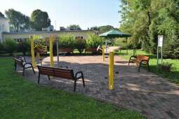 nasz ogród dodac1z.jpg-Ogród - DPS, ul. Nowaczyńskiego 1