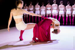 kmachniewicz, takarazuka camp, krakowski teatr tańca.jpg