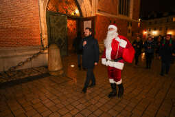 20241206-bsk_4322.jpg-Uroczyste zaświecenie choinki