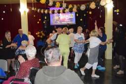 andrzejkowe igraszki (1).jpg-Andrzejkowe igraszki - 27 listopada 2024