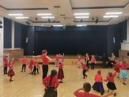 WhatsApp Image 2025-11-20 at 14.24.59 (2).jpeg-Dzieciństwo bez przemocy - finał - Krakowiak