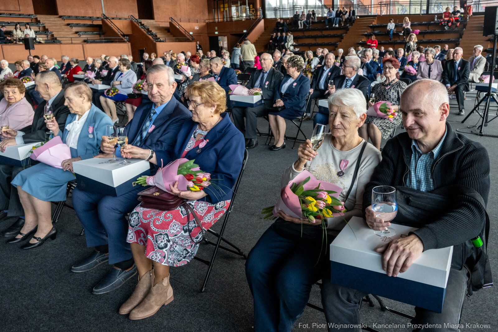Miszalski, medale, seniorzy, Długoletnie Pożycie Małżeńskie, zdjęcia  Autor: Piotr Wojnarowski