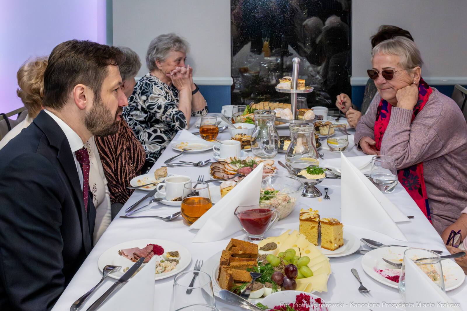 PW_716_ 008_fot. Piotr Wojnarowski.jpg-Miszalski, seniorzy, śniadanie, MOPS, Wielkanoc, zdjęcia  Autor: Piotr Wojnarowski