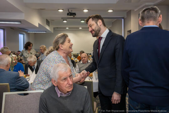 PW_716_ 032_fot. Piotr Wojnarowski.jpg-Miszalski, seniorzy, śniadanie, MOPS, Wielkanoc, zdjęcia