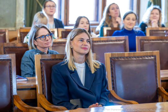 Biznes i miasta na rzecz zrównoważonego rozwoju, Całus, Halska-Pionka, zdjęcia