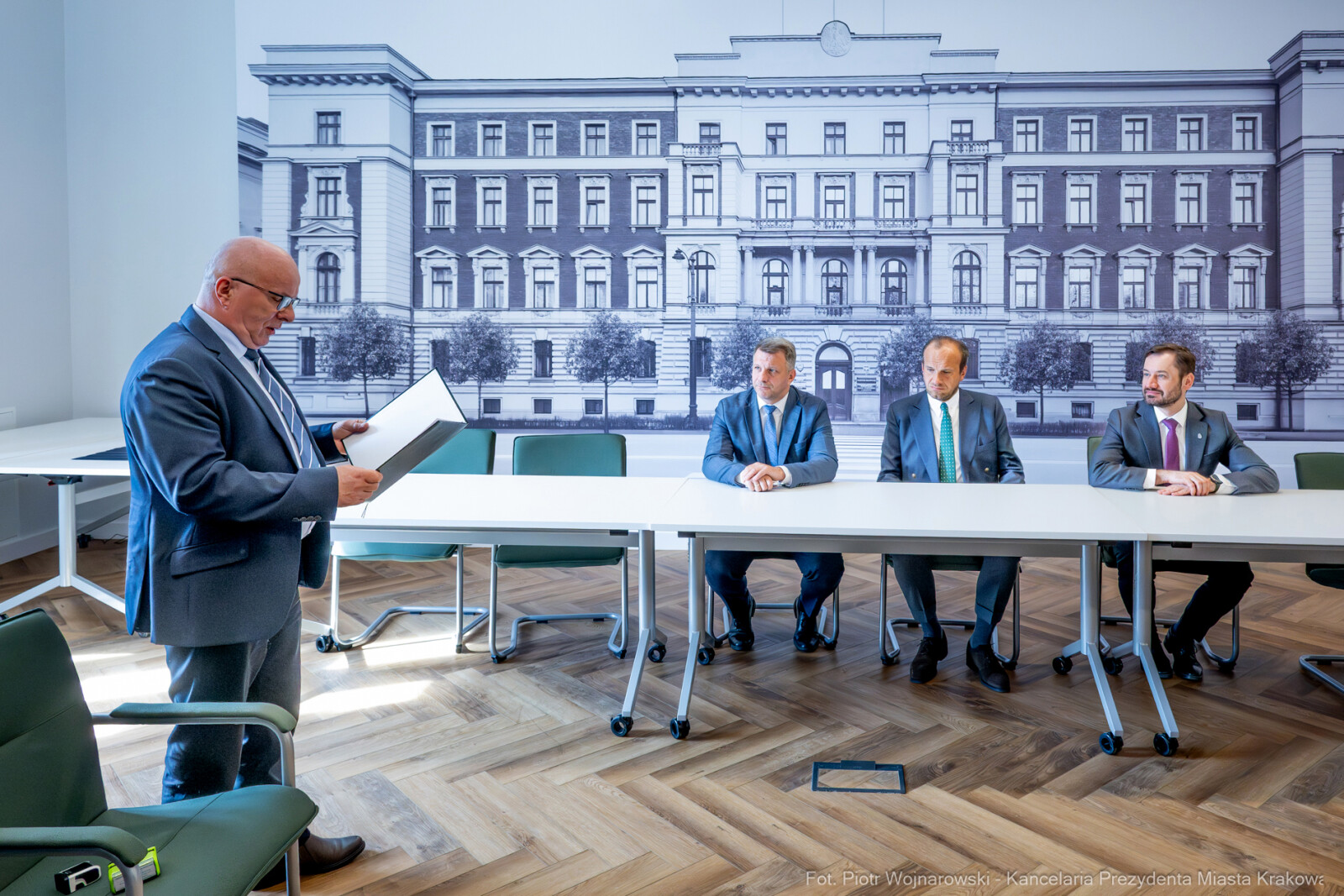 Miszalski, porozumienie, Mądre wioski - przedmieścia w mieście, podpisanie, zdjęcia, wojewoda  Autor: Piotr Wojnarowski
